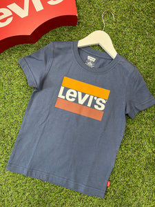 AW levis classic logo Tshirt - vibtage indigo