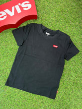 Load image into Gallery viewer, AW levis mini logo TShirt - black