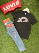 Load image into Gallery viewer, AW levis washed black logo Tshirt