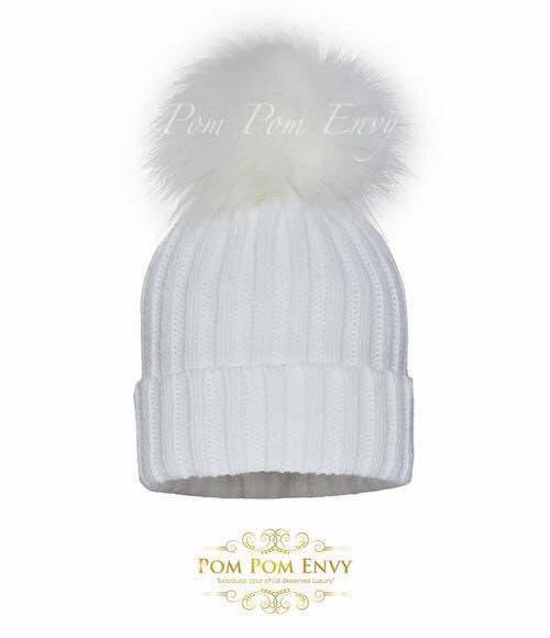 Off White Single Pom